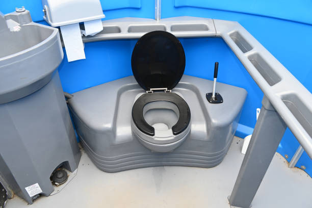 Best Portable restroom trailer rental  in Grayson Vley, AL